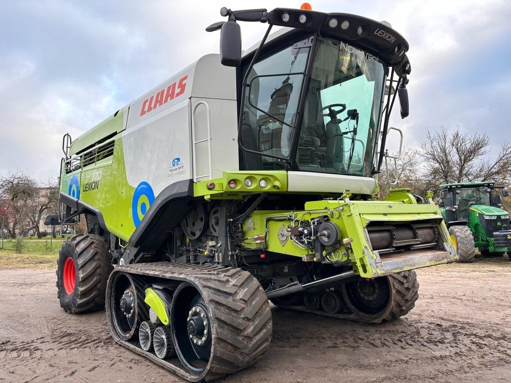 Mähdrescher du type CLAAS LEXION 770 TT Incl. CLAAS Vario V900 skærebord. Pæn og velholdt med brede bælter. Ring til Ulrik på 40255544. Jeg snakker Jysk, tysk og engelsk., Gebrauchtmaschine en Kolding (Photo 3)