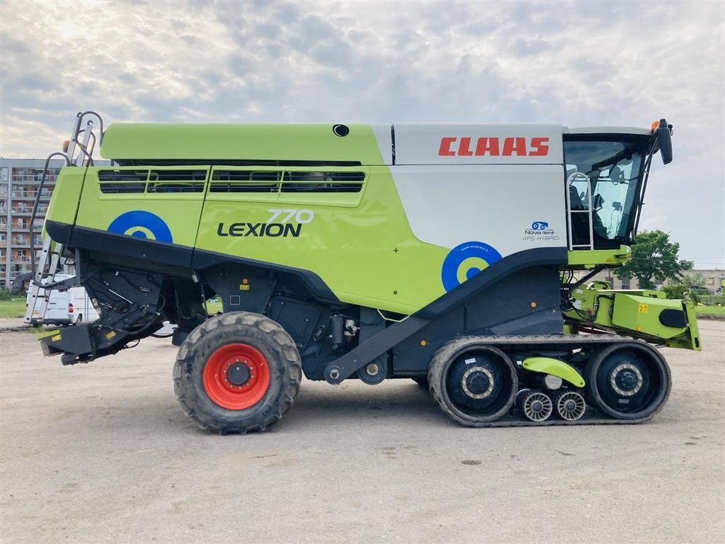 Mähdrescher a típus CLAAS LEXION 770 TT Incl. skærebord Vario V1050. Ring til Ulrik 0045-40255544. Jeg snakker Jysk, tysk og engelsk., Gebrauchtmaschine ekkor: Kolding (Kép 1)