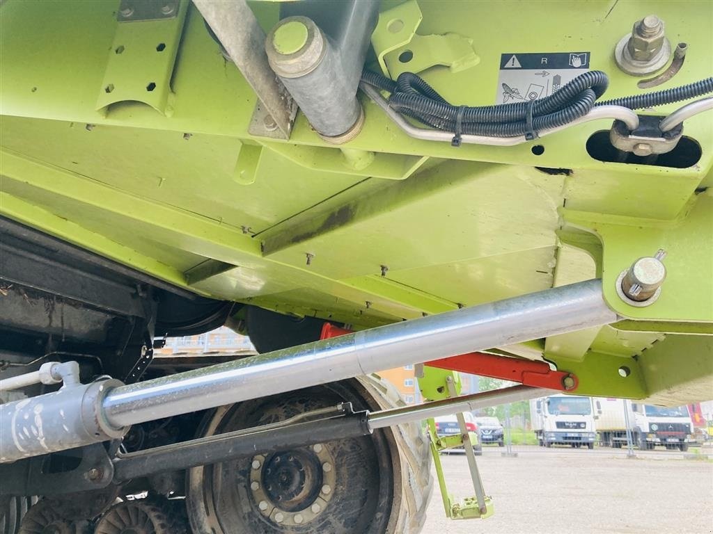 Mähdrescher от тип CLAAS LEXION 770 TT Incl. skærebord Vario V1050. Ring til Ulrik 0045-40255544. Jeg snakker Jysk, tysk og engelsk., Gebrauchtmaschine в Kolding (Снимка 4)