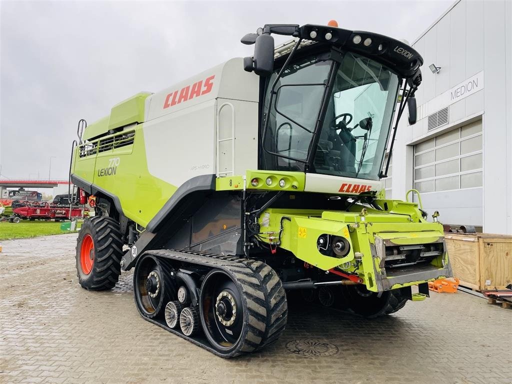 Mähdrescher typu CLAAS LEXION 770 TT Incl Skærebord Vario V1200 bord. GPS. Laser Pilot. 3D 4D Auto pilot Telematic CMOTION Udbyttemaaler. Ring Ulrik 0045-40255544. Jeg snakker Jysk., Gebrauchtmaschine w Kolding (Zdjęcie 1)