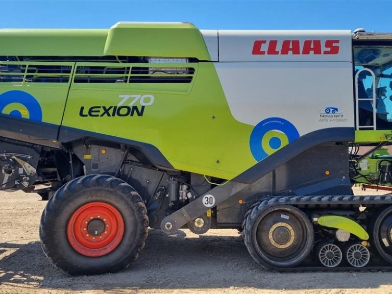 Mähdrescher του τύπου CLAAS LEXION 770 TT Incl. Skærebord Vario V1230. GPS. CEMOS Auto Crop Flow. GPS. CEMOS Cruise Pilot. Telematics mm. Ring til Ulrik på 40255544. Jeg snakker Jysk., Gebrauchtmaschine σε Kolding (Φωτογραφία 1)