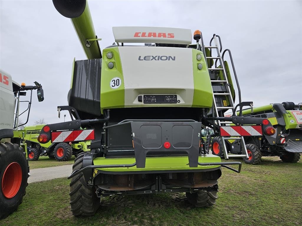 Mähdrescher типа CLAAS LEXION 770 TT SOLGT!!! Terra Trac. INCL VARIO V1080 Skærebord. APS. Quantimeter mm. Ring til Ulrik på +40255544. Jeg snakker Jysk, tysk og engelsk., Gebrauchtmaschine в Kolding (Фотография 5)