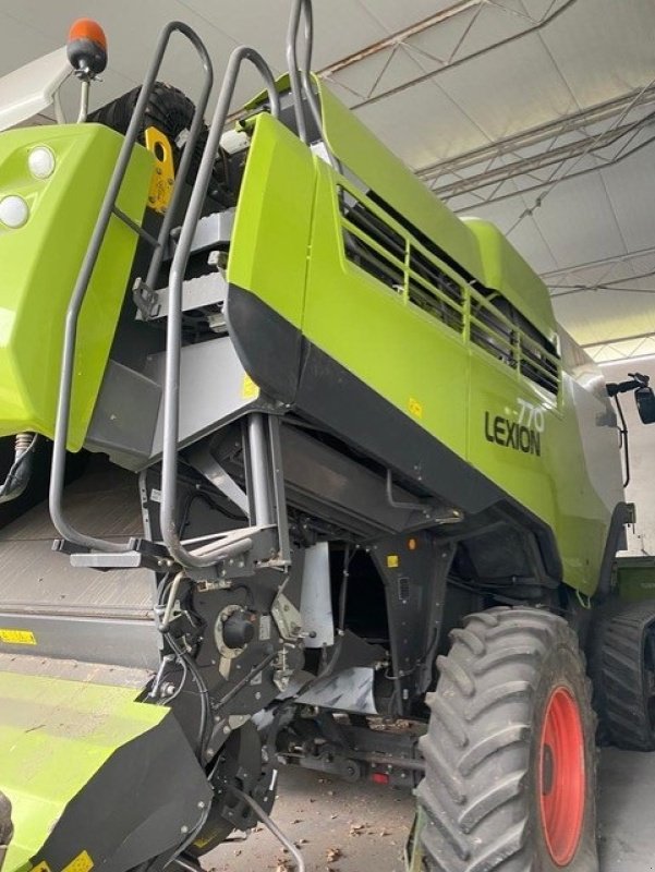 Mähdrescher typu CLAAS LEXION 770 TT Vi giver 100 timers reklamationsret i DK!!! Incl Vario V 1050 bord. Laser Pilot. Telematic dokumentation. Mange paa lager. Ring til Ulrik 0045-40255544, Gebrauchtmaschine v Kolding (Obrázok 4)