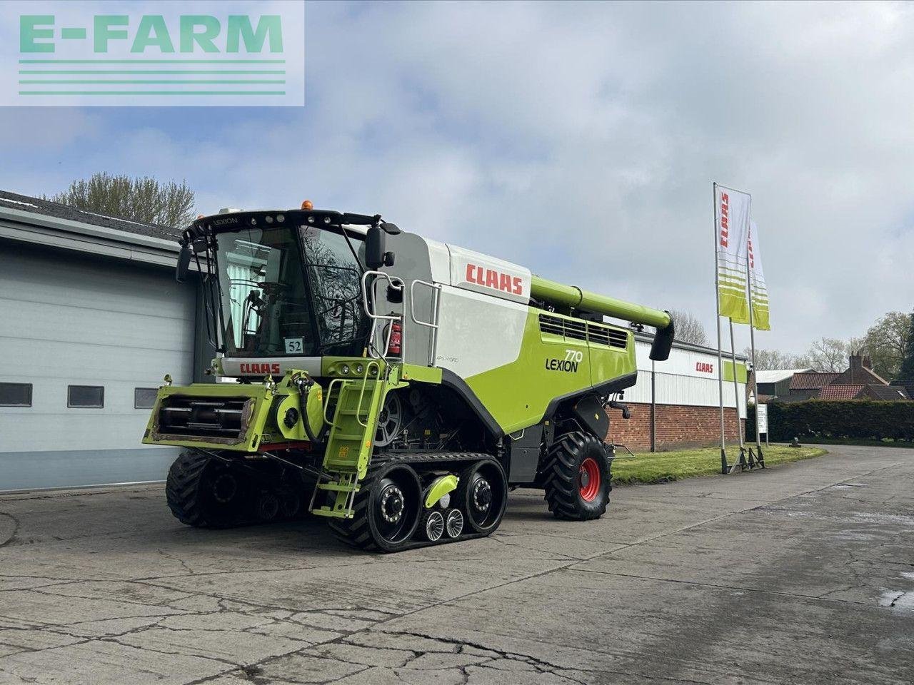 Mähdrescher du type CLAAS LEXION 770 TT, Gebrauchtmaschine en SLEAFORD (Photo 1)