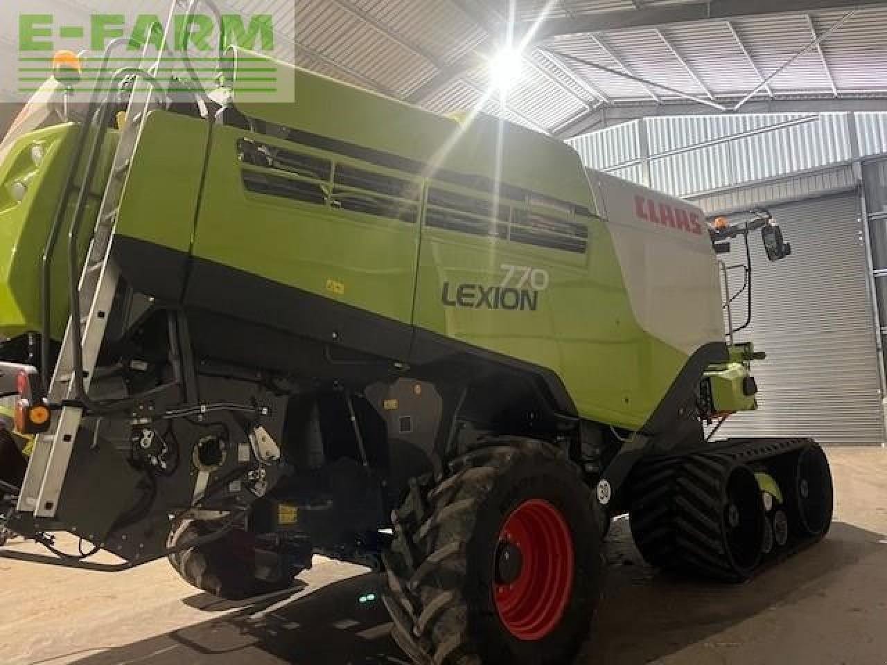 Mähdrescher du type CLAAS LEXION 770 TT, Gebrauchtmaschine en LETHAM, FORFAR (Photo 3)