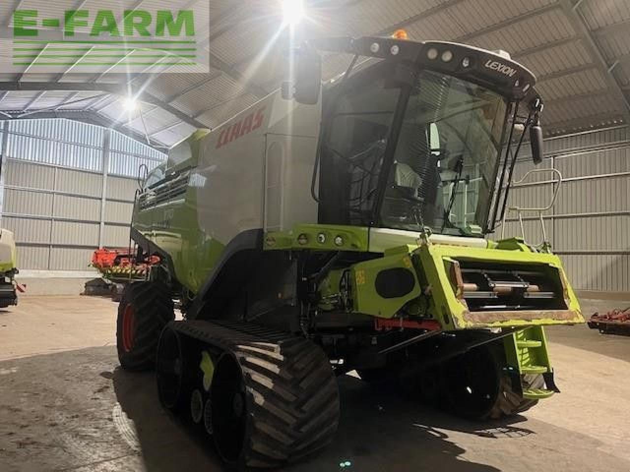 Mähdrescher du type CLAAS LEXION 770 TT, Gebrauchtmaschine en LETHAM, FORFAR (Photo 4)