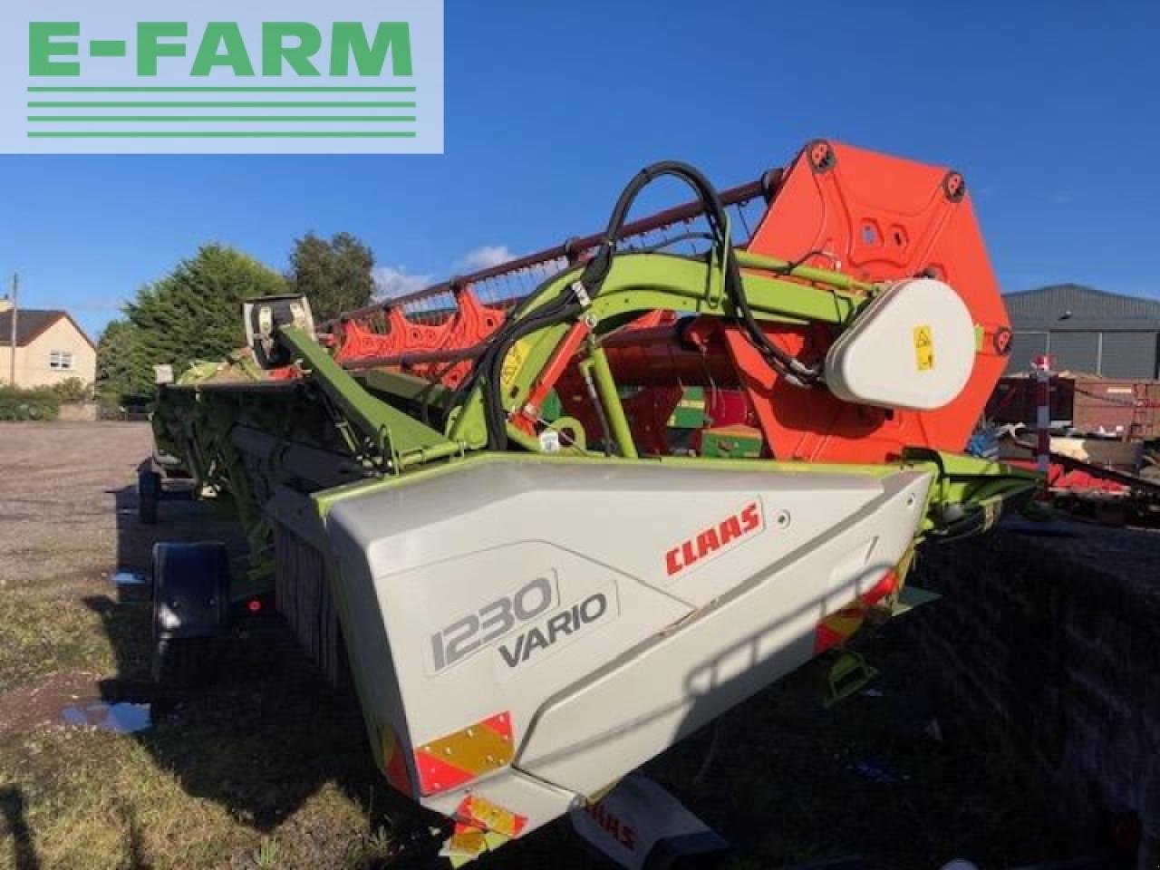 Mähdrescher du type CLAAS LEXION 770 TT, Gebrauchtmaschine en LETHAM, FORFAR (Photo 15)