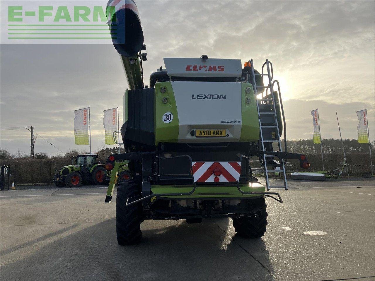 Mähdrescher от тип CLAAS LEXION 770 TT, Gebrauchtmaschine в SUFFOLK (Снимка 7)