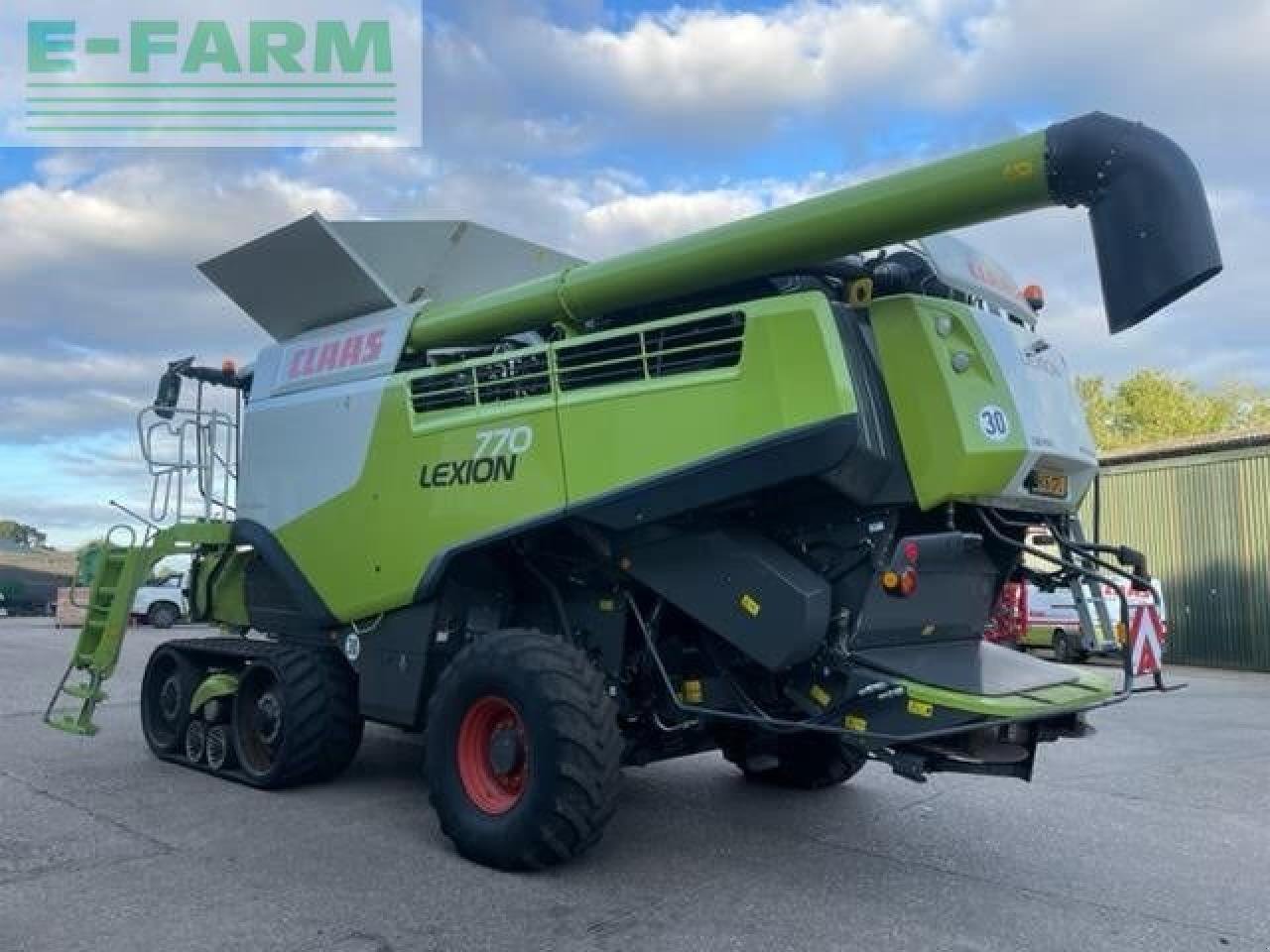 Mähdrescher van het type CLAAS LEXION 770 TT, Gebrauchtmaschine in LUTON (Foto 5)