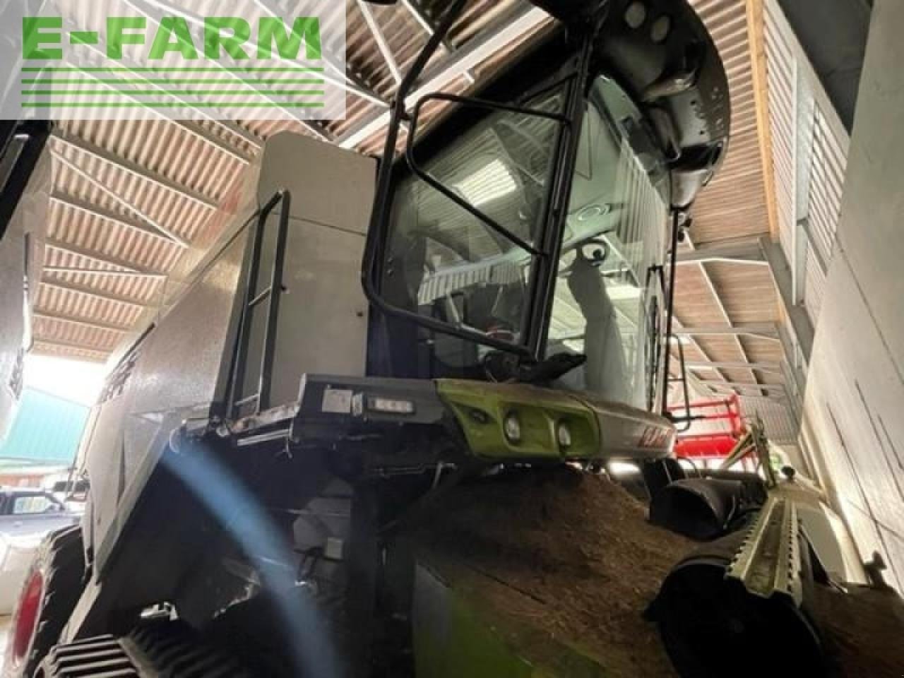 Mähdrescher του τύπου CLAAS LEXION 7700 TERRA TRAC, Gebrauchtmaschine σε LUTON (Φωτογραφία 4)