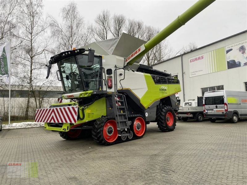 Mähdrescher des Typs CLAAS LEXION 7700 TT, Gebrauchtmaschine in Vohburg (Bild 1)