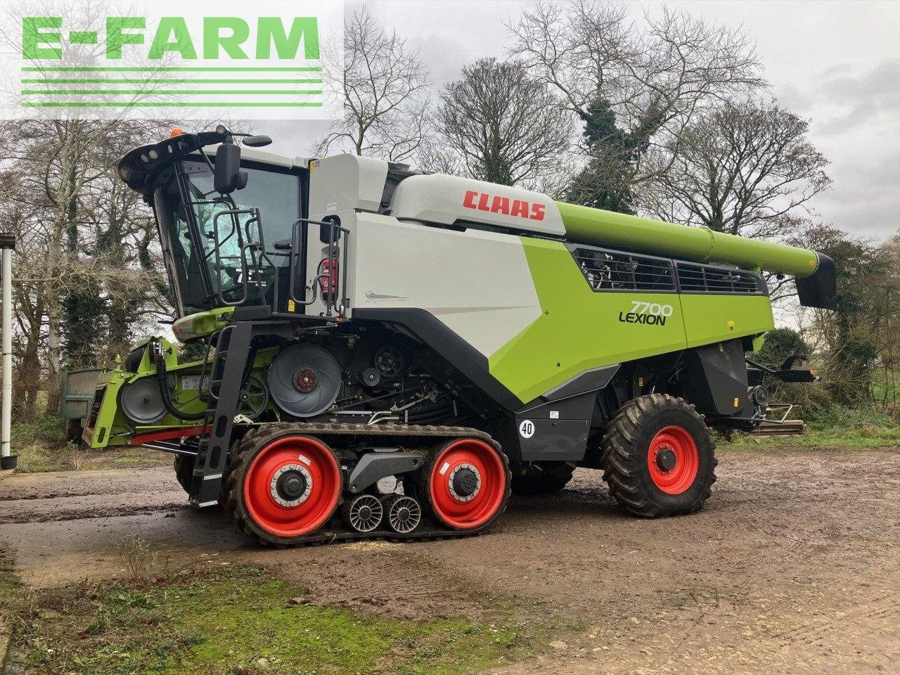 Mähdrescher typu CLAAS LEXION 7700 TT, Gebrauchtmaschine v CANE END, READING (Obrázek 1)