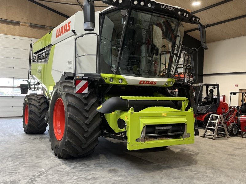 Mähdrescher tip CLAAS Lexion 7700, Gebrauchtmaschine in Mern (Poză 1)