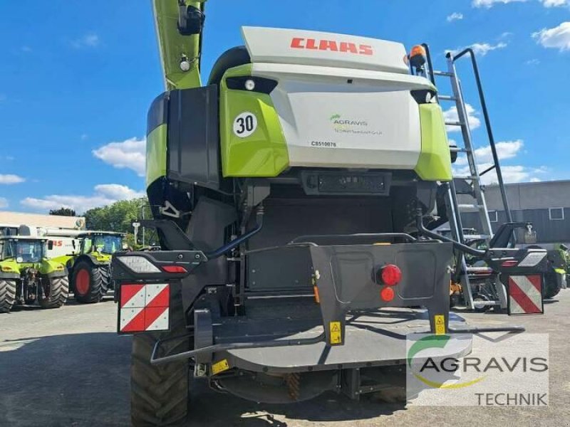 Mähdrescher del tipo CLAAS LEXION 7700, Gebrauchtmaschine en Warburg (Imagen 4)