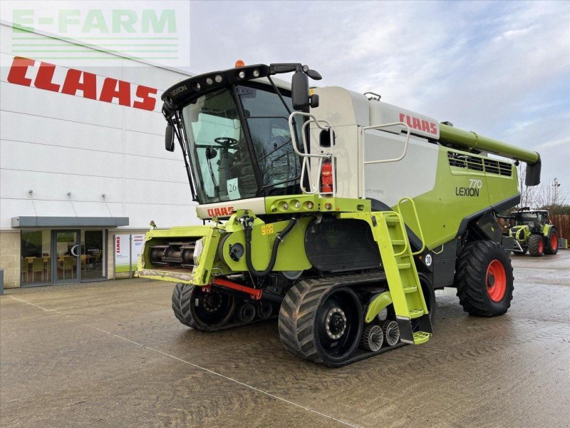 Mähdrescher van het type CLAAS LEXION 770TT, Gebrauchtmaschine in SUFFOLK (Foto 1)