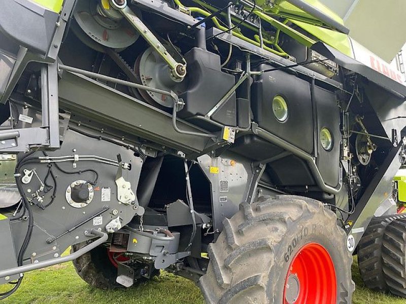 Mähdrescher van het type CLAAS LEXION 770TT, Gebrauchtmaschine in Kaunas (Foto 17)