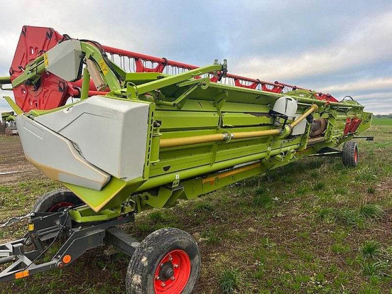 Mähdrescher Türe ait CLAAS LEXION 770TT, Gebrauchtmaschine içinde Kaunas (resim 16)