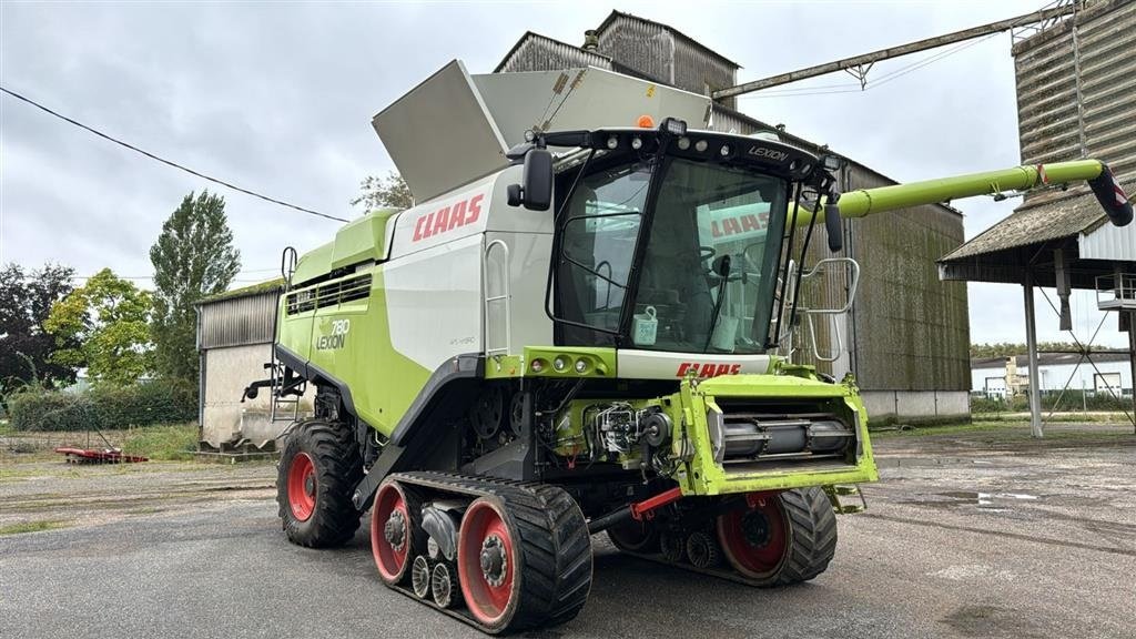 Mähdrescher от тип CLAAS LEXION 780 Terra Trac INCL CLAAS Vario 1280 skærebord. Terra Tracs. Cruise Pilot, CEMOS, EGNOS S10 GPS. Ring til Ulrik på +4540255544. Jeg snakker Jysk., Gebrauchtmaschine в Kolding (Снимка 5)