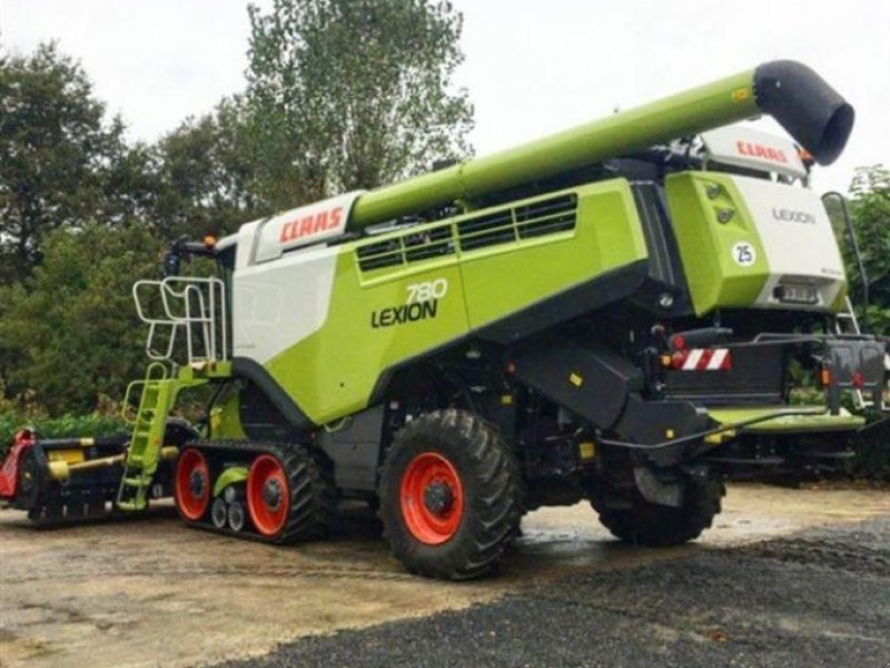 Mähdrescher typu CLAAS LEXION 780 TT 4WD. INCL. Vario 1080 Skærebord og vogn., Gebrauchtmaschine v Kolding (Obrázok 1)