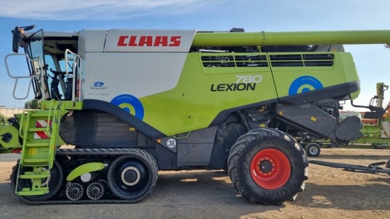 Mähdrescher van het type CLAAS LEXION 780 TT Incl. Skærebord Vario V1230. CEMOS Cruise Pilot CEMOS AUTO Crop Flow. GPS. Mange paa lager. Ring til Ulrik 0045-40255544, Gebrauchtmaschine in Kolding (Foto 7)