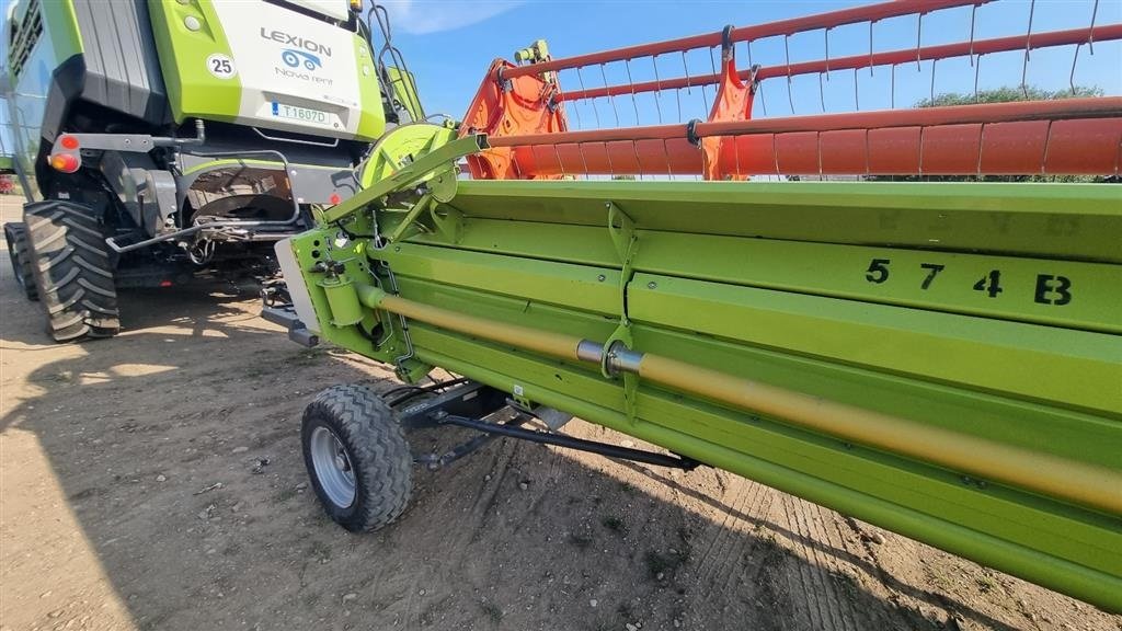 Mähdrescher of the type CLAAS LEXION 780 TT Incl. skærebord Vario V1230. GPS CEMOS Auto cruise pilot. 3D 4D Udbyttemaaler. Ring til Ulrik på 0045-40255544. Jeg snakker Jysk., Gebrauchtmaschine in Kolding (Picture 7)