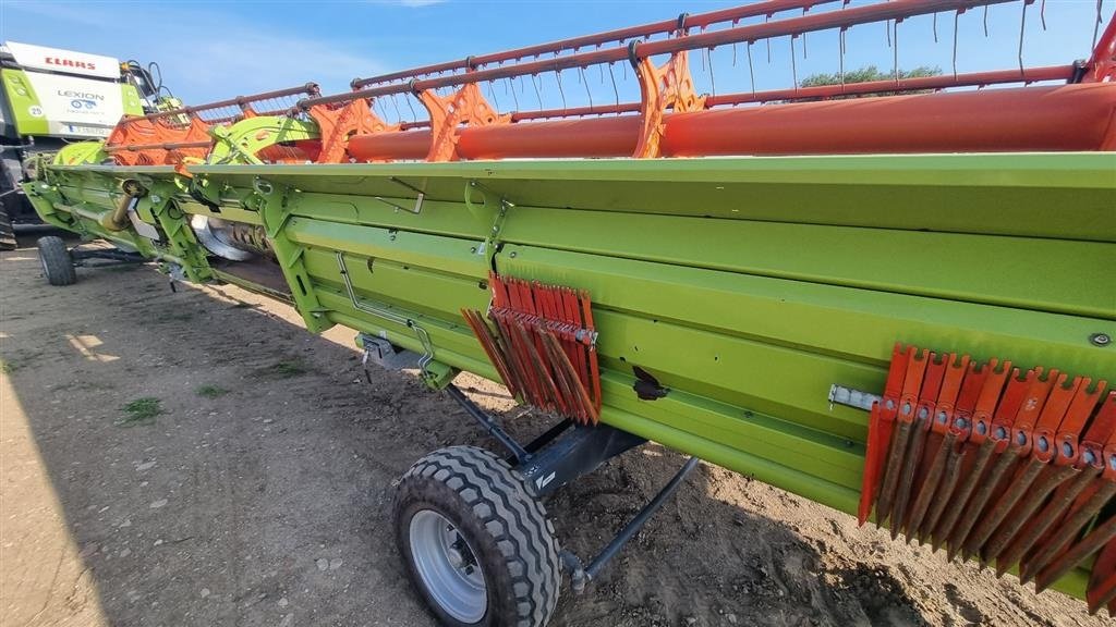 Mähdrescher typu CLAAS LEXION 780 TT Incl. skærebord Vario V1230. GPS CEMOS Auto cruise pilot. 3D 4D Udbyttemaaler. Ring til Ulrik på 0045-40255544. Jeg snakker Jysk., Gebrauchtmaschine w Kolding (Zdjęcie 8)