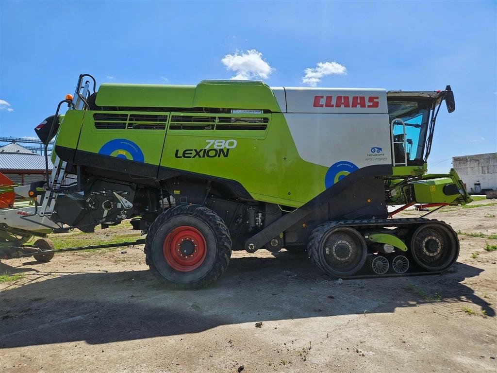 Mähdrescher of the type CLAAS LEXION 780 TT Incl. skærebord Vario V1230. GPS CEMOS Auto cruise pilot. RTK. 3D, 4D, Udbyttemaaler. Ring til Ulrik på 0045-40255544. Jeg snakker Jysk., Gebrauchtmaschine in Kolding (Picture 2)