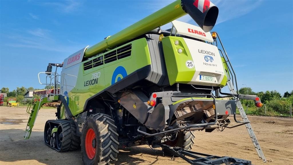 Mähdrescher tipa CLAAS LEXION 780 TT Incl. skærebord Vario V1230. GPS CEMOS Auto cruise pilot. RTK. 3D, 4D, Udbyttemaaler. Ring til Ulrik på 0045-40255544. Jeg snakker Jysk., Gebrauchtmaschine u Kolding (Slika 6)