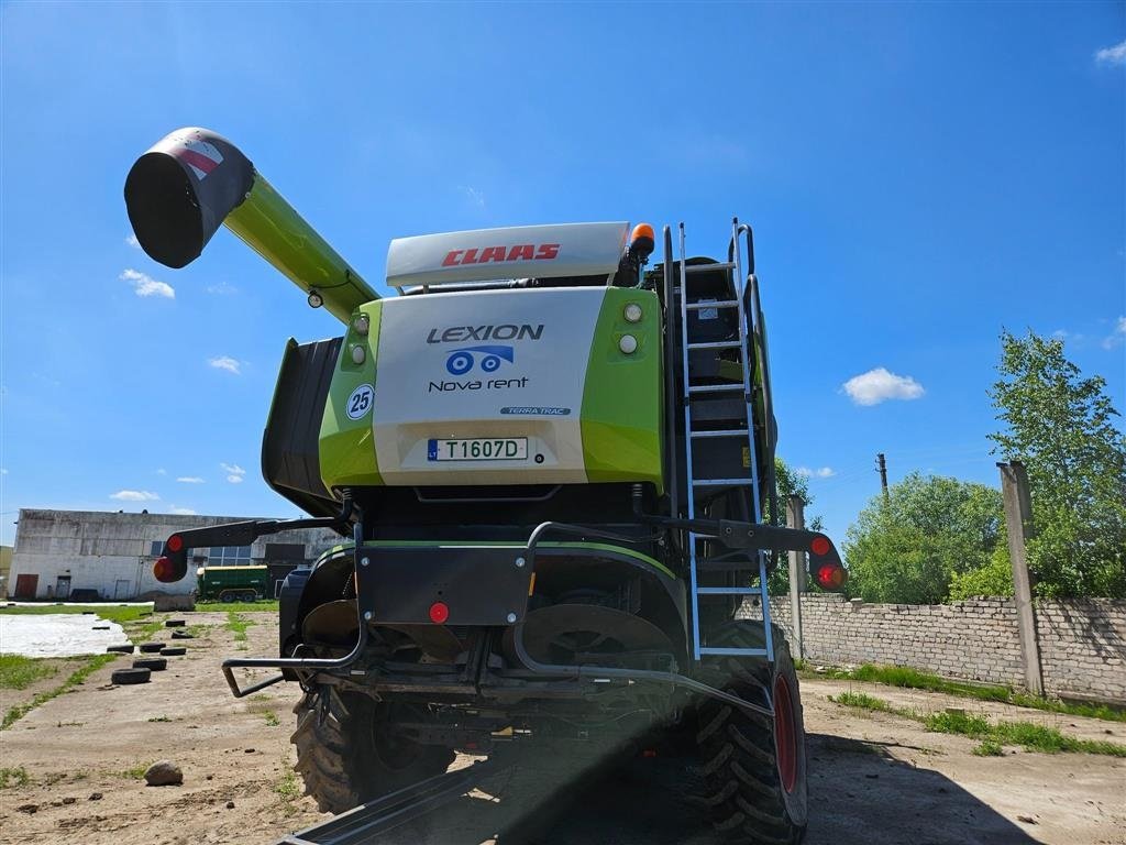 Mähdrescher of the type CLAAS LEXION 780 TT Incl. skærebord Vario V1230. GPS CEMOS Auto cruise pilot. RTK. 3D, 4D, Udbyttemaaler. Ring til Ulrik på 0045-40255544. Jeg snakker Jysk., Gebrauchtmaschine in Kolding (Picture 8)