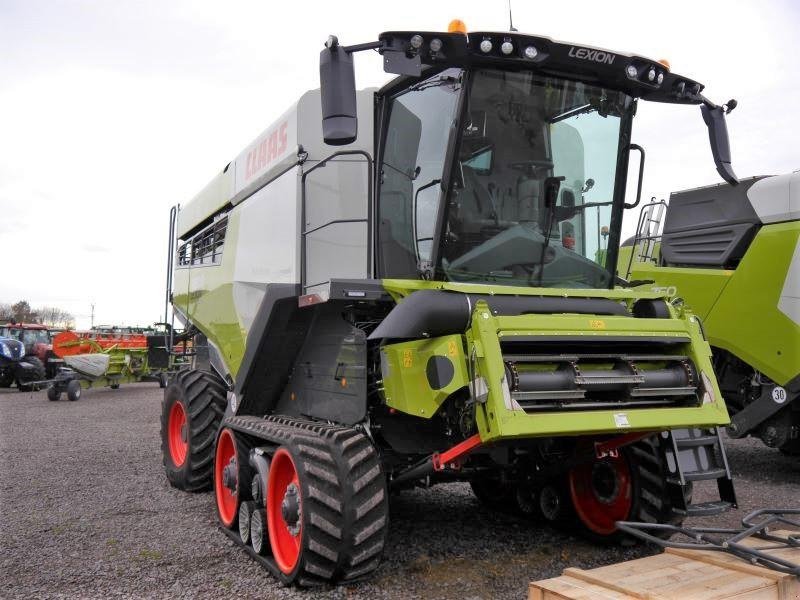 Mähdrescher du type CLAAS LEXION 8600 TERRA TRAC, Gebrauchtmaschine en Landsberg (Photo 2)