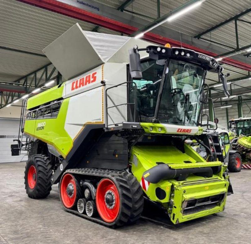 Mähdrescher du type CLAAS LEXION 8600 TERRA TRAC, Gebrauchtmaschine en Hockenheim (Photo 6)