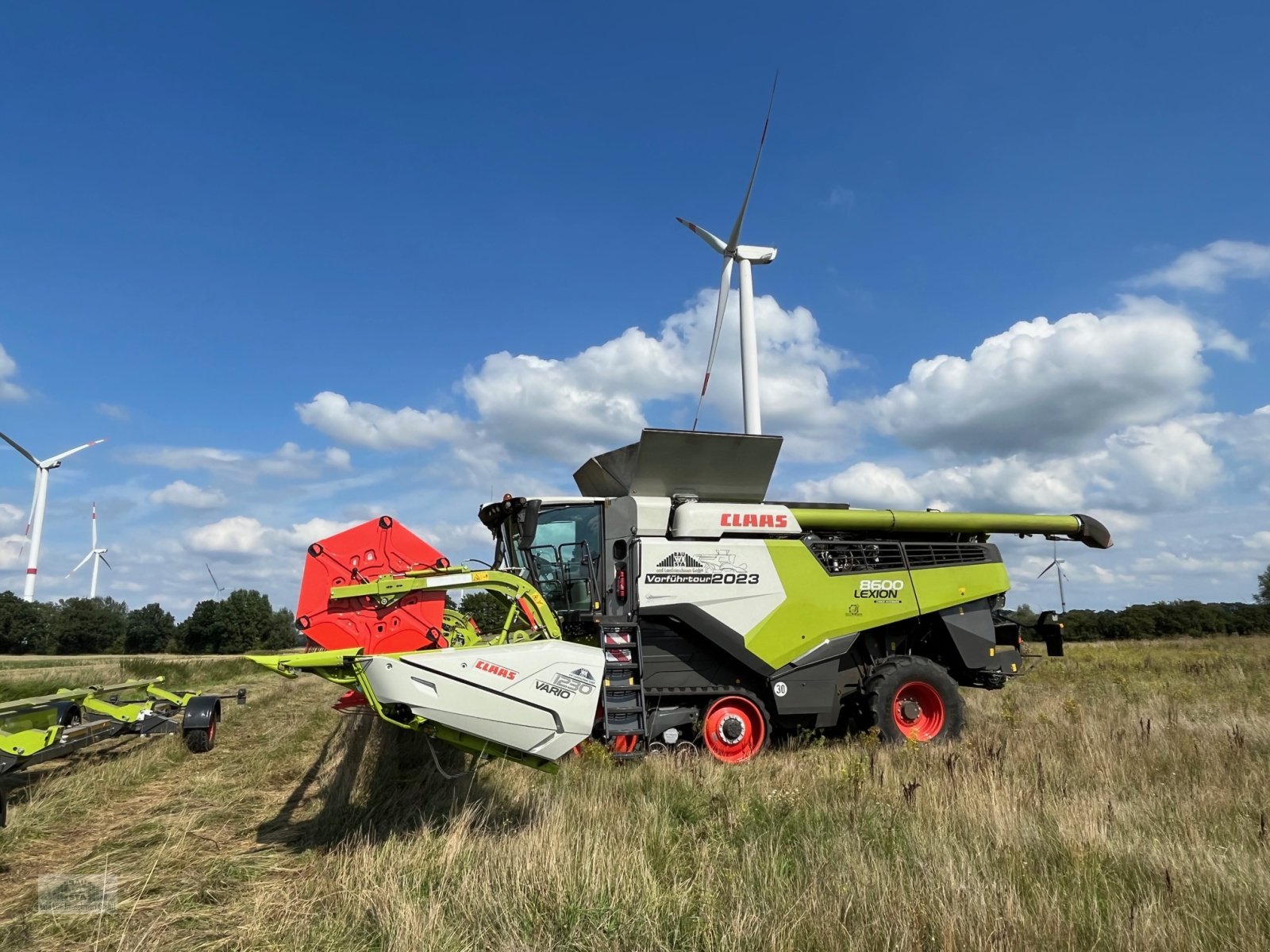 Mähdrescher del tipo CLAAS Lexion 8600 TT, Neumaschine en Stralendorf (Imagen 5)