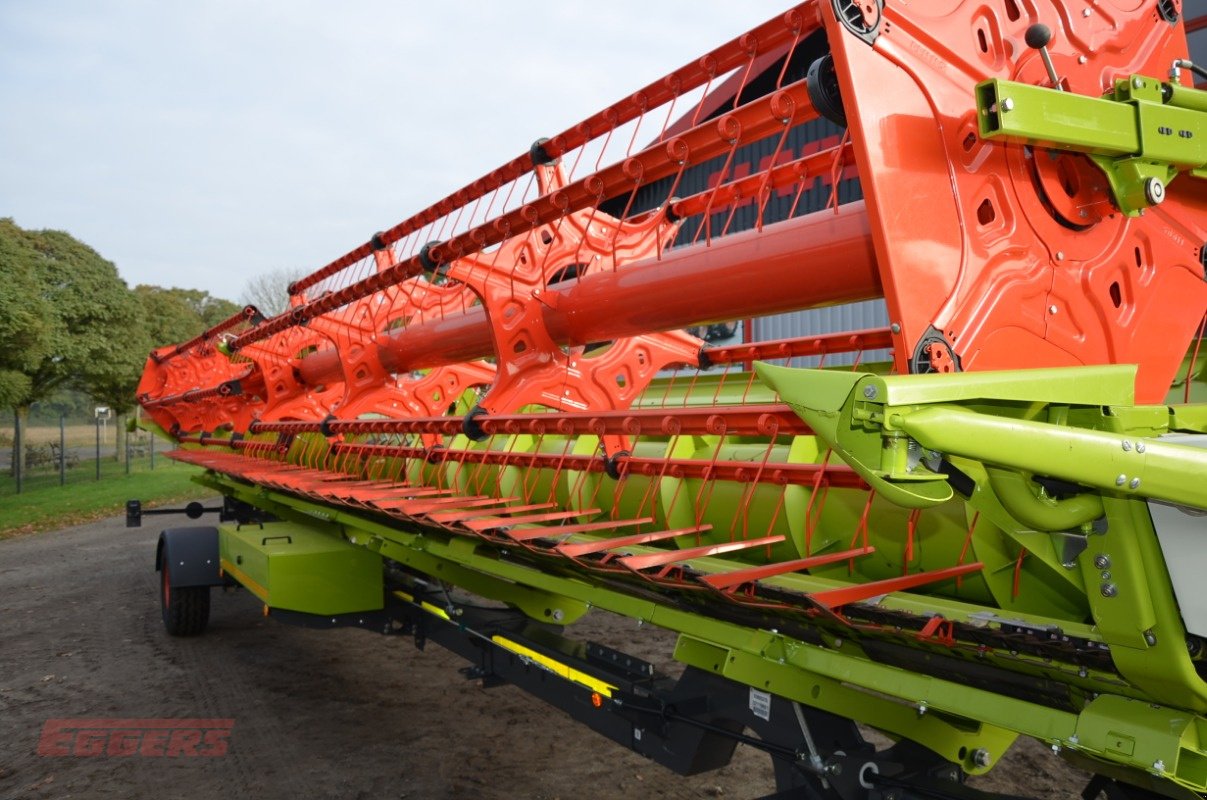 Mähdrescher typu CLAAS LEXION 8600 TT, Neumaschine v Suhlendorf (Obrázek 28)