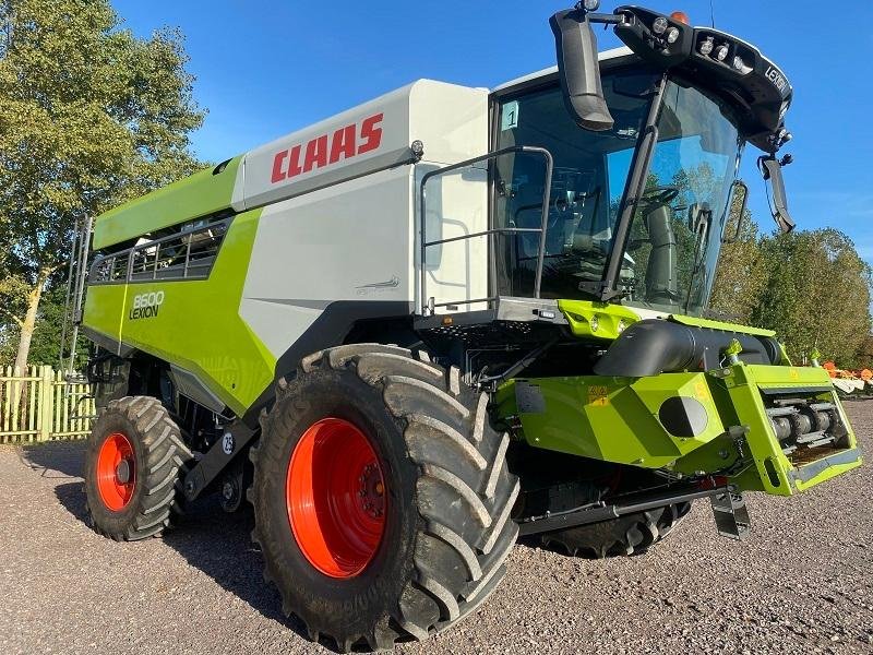 Mähdrescher des Typs CLAAS LEXION 8600, Gebrauchtmaschine in Landsberg (Bild 1)