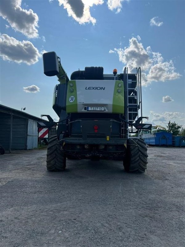 Mähdrescher Türe ait CLAAS Lexion 8700 INCL CLAAS Vario 1080 skærebord. 5 x CEMOS! Meget udstyr. Ring til Ulrik på 40255544. Jeg snakker Jysk., Gebrauchtmaschine içinde Kolding (resim 4)