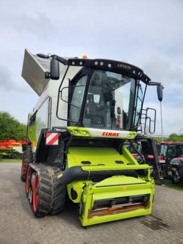 Mähdrescher del tipo CLAAS LEXION 8700 TERRA TRAC, Gebrauchtmaschine In Hockenheim (Immagine 1)