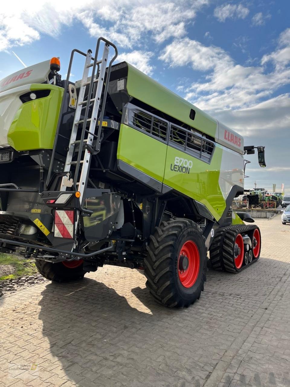 Mähdrescher typu CLAAS Lexion 8700 TT CEMOS Automatic+V1230, Gebrauchtmaschine w Schora (Zdjęcie 5)