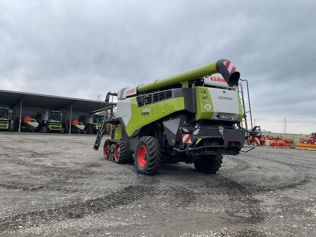 Mähdrescher del tipo CLAAS LEXION 8700 TT FULD UDSTYRSPAKKE!!! GPS og alt CEMOS mm. Incl. CLAAS ConvioFlex 1230 Skærebord. Ring til Ulrik på 40255544. Jeg snakker Jysk, tysk og engelsk., Gebrauchtmaschine en Kolding (Imagen 2)