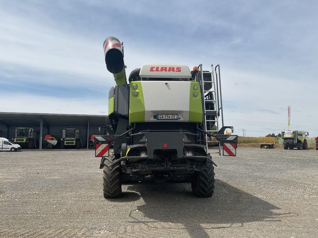 Mähdrescher typu CLAAS LEXION 8700 TT FULD UDSTYRSPAKKE!!! GPS og alt CEMOS mm. Incl. CLAAS Vario 1230 Skærebord. Ring til Ulrik på 40255544. Jeg snakker Jysk, tysk og engelsk., Gebrauchtmaschine v Kolding (Obrázek 5)