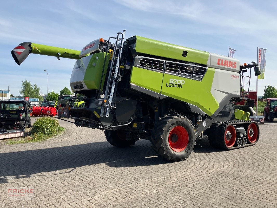 Mähdrescher du type CLAAS Lexion 8700 TT *Vario 1230*, Gebrauchtmaschine en Demmin (Photo 9)