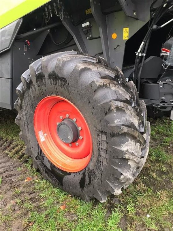 Mähdrescher des Typs CLAAS Lexion 8700 TT, Gebrauchtmaschine in Grimma (Bild 16)