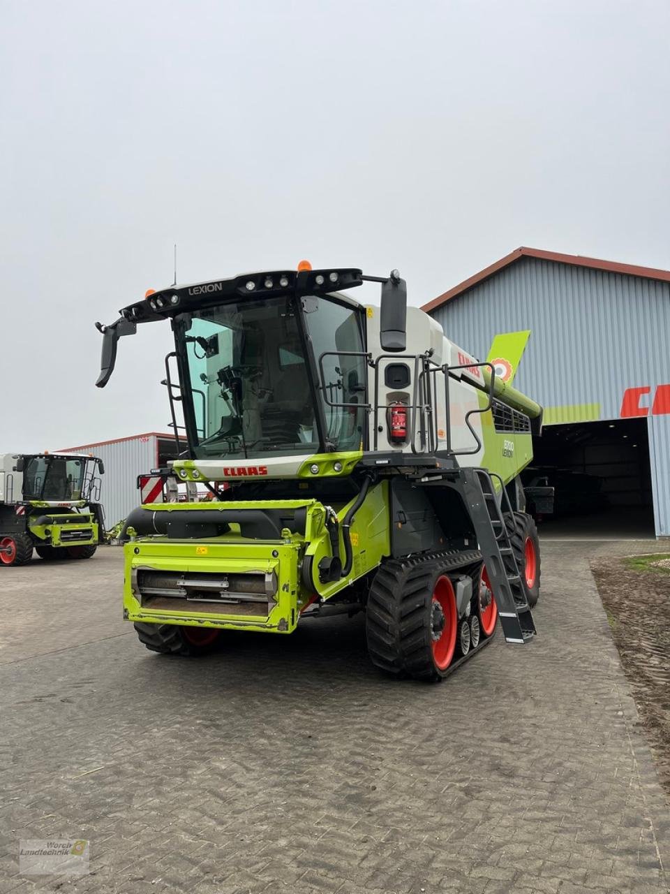 Mähdrescher of the type CLAAS Lexion 8700 TT, Gebrauchtmaschine in Schora (Picture 1)