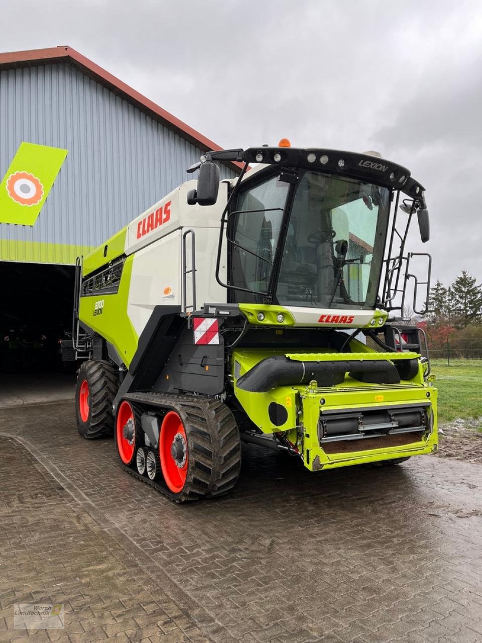 Mähdrescher типа CLAAS Lexion 8700 TT, Gebrauchtmaschine в Schora (Фотография 3)