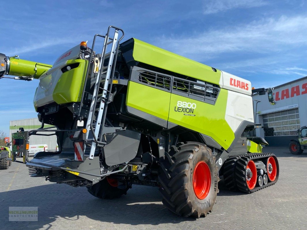 Mähdrescher Türe ait CLAAS Lexion 8800 TT - Cemos Auto Complete, Gebrauchtmaschine içinde Mühlengeez (resim 5)