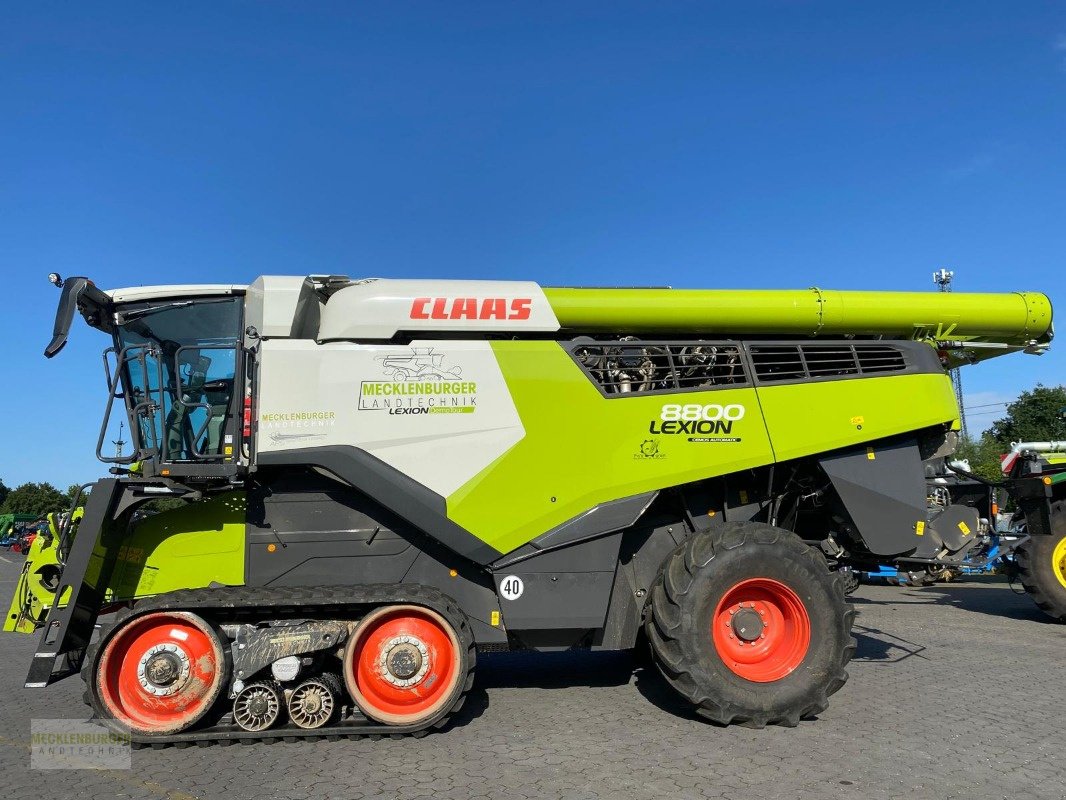 Mähdrescher des Typs CLAAS Lexion 8800 TT - "DEMO 2024", Gebrauchtmaschine in Mühlengeez (Bild 3)