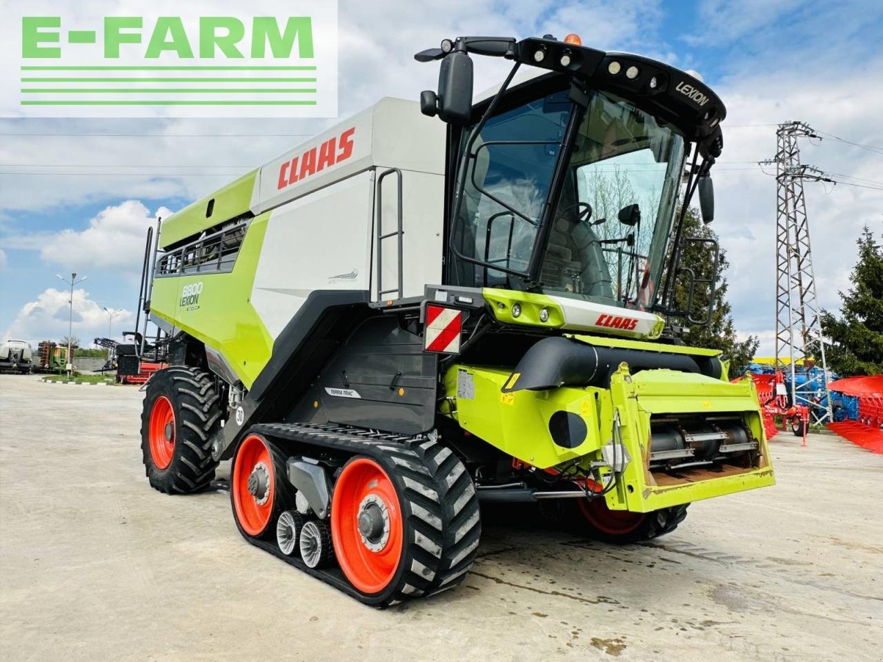 Mähdrescher del tipo CLAAS LEXION 8800 TT E5, Gebrauchtmaschine en Hamburg (Imagen 13)