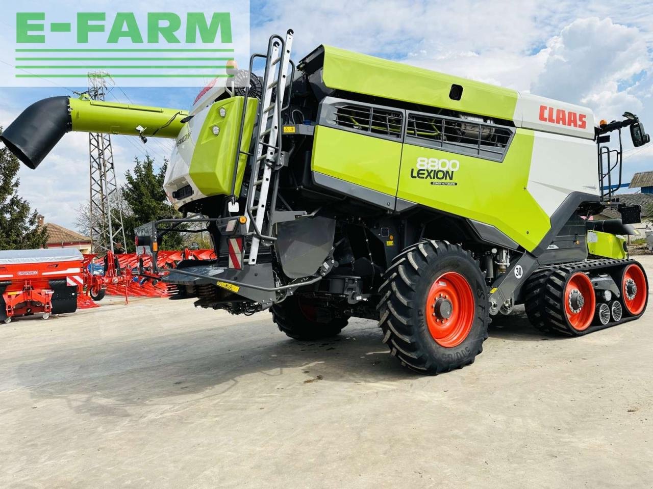 Mähdrescher des Typs CLAAS LEXION 8800 TT E5, Gebrauchtmaschine in Hamburg (Bild 14)