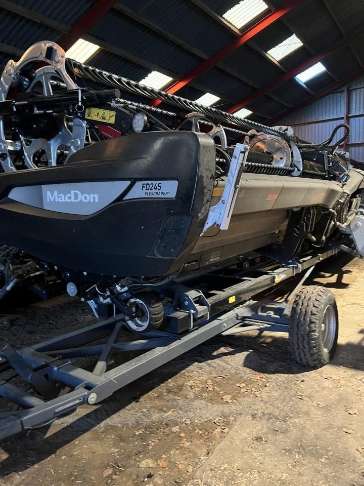 Mähdrescher del tipo CLAAS Lexion 8800, Gebrauchtmaschine In Maribo (Immagine 2)