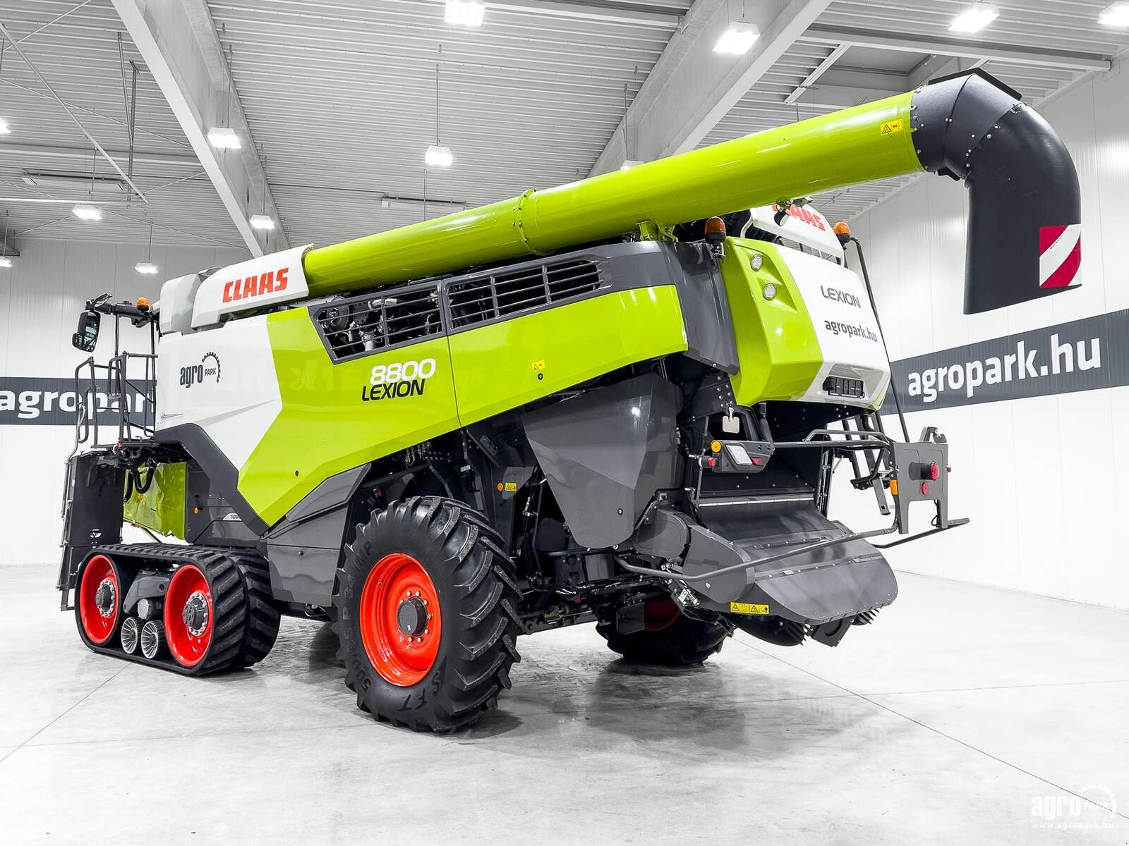 Mähdrescher Türe ait CLAAS Lexion 8800TT APS, Gebrauchtmaschine içinde Csengele (resim 5)