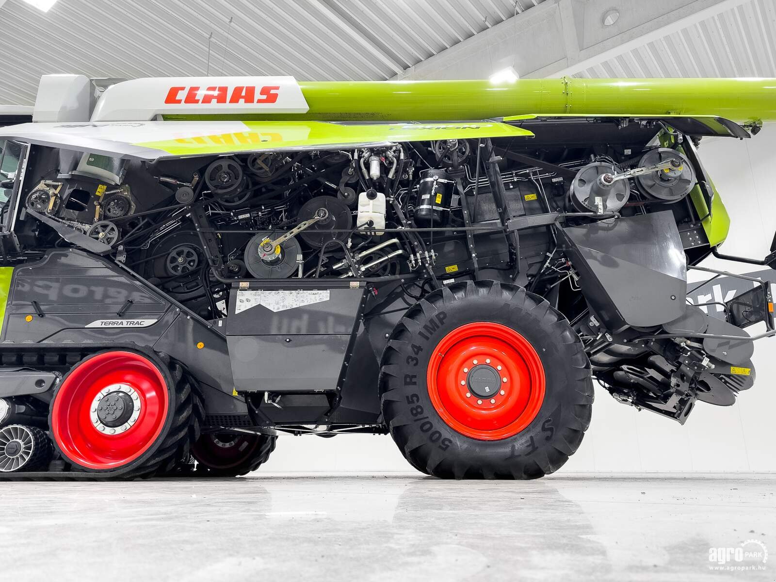 Mähdrescher Türe ait CLAAS Lexion 8800TT APS, Gebrauchtmaschine içinde Csengele (resim 7)